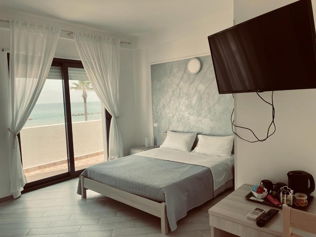 Carfagnini Rooms Termoli Kültér fotó